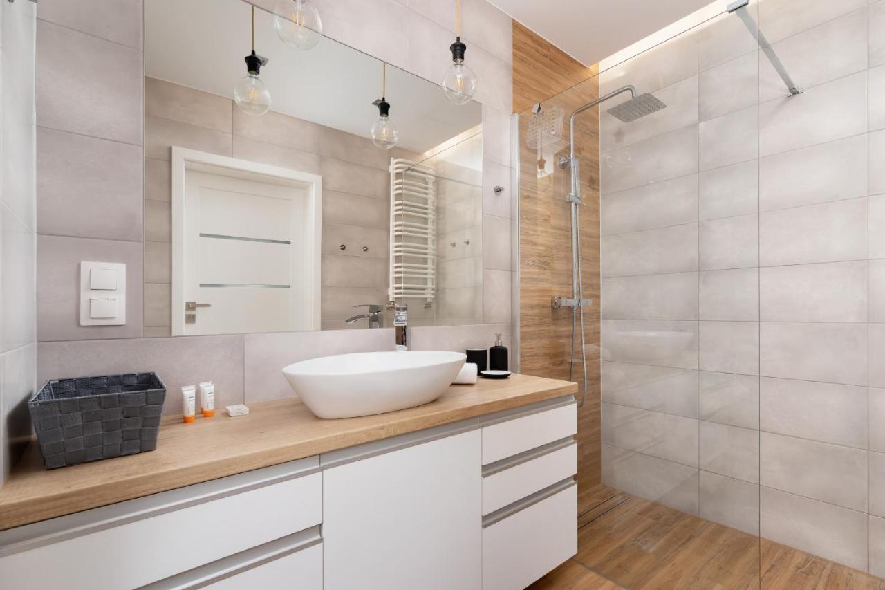 Apartments Cystersow Cracow By Noclegi Renters Красков Екстериор снимка